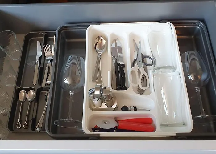 Guesthouse Zandvoort Pensionat 4*