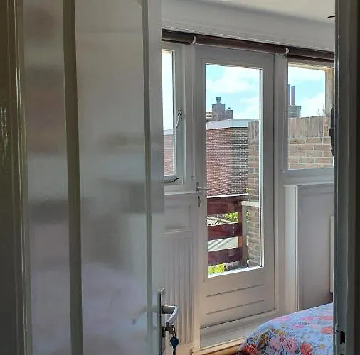 招待所 Guesthouse Zandvoort 赞德沃特